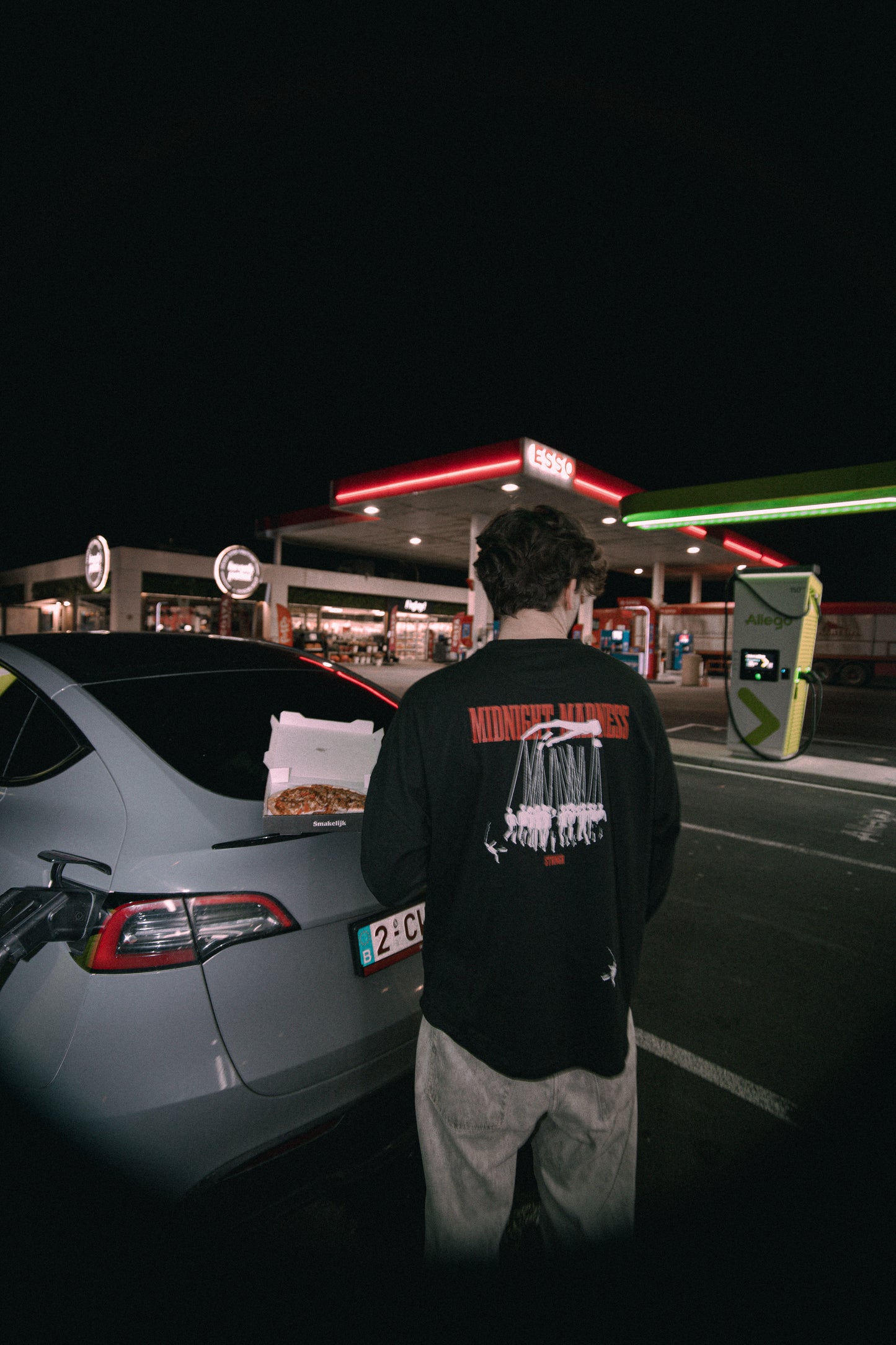 MIDNIGHT MADNESS LONGSLEEVE (BLACK FRIDAY EXCLUSIVE)