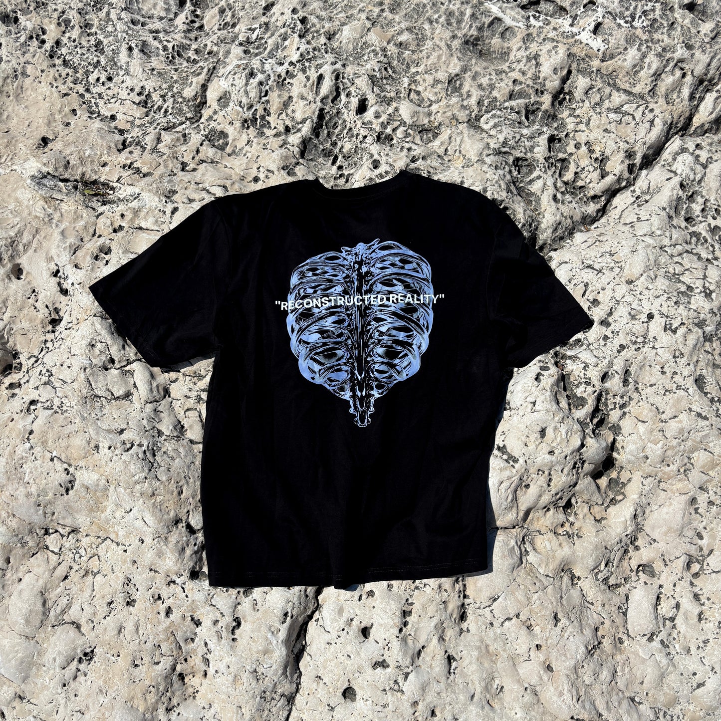 RECONSTRUCTED REALITY TEE BLACK